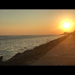 Meet your Posher, Larab